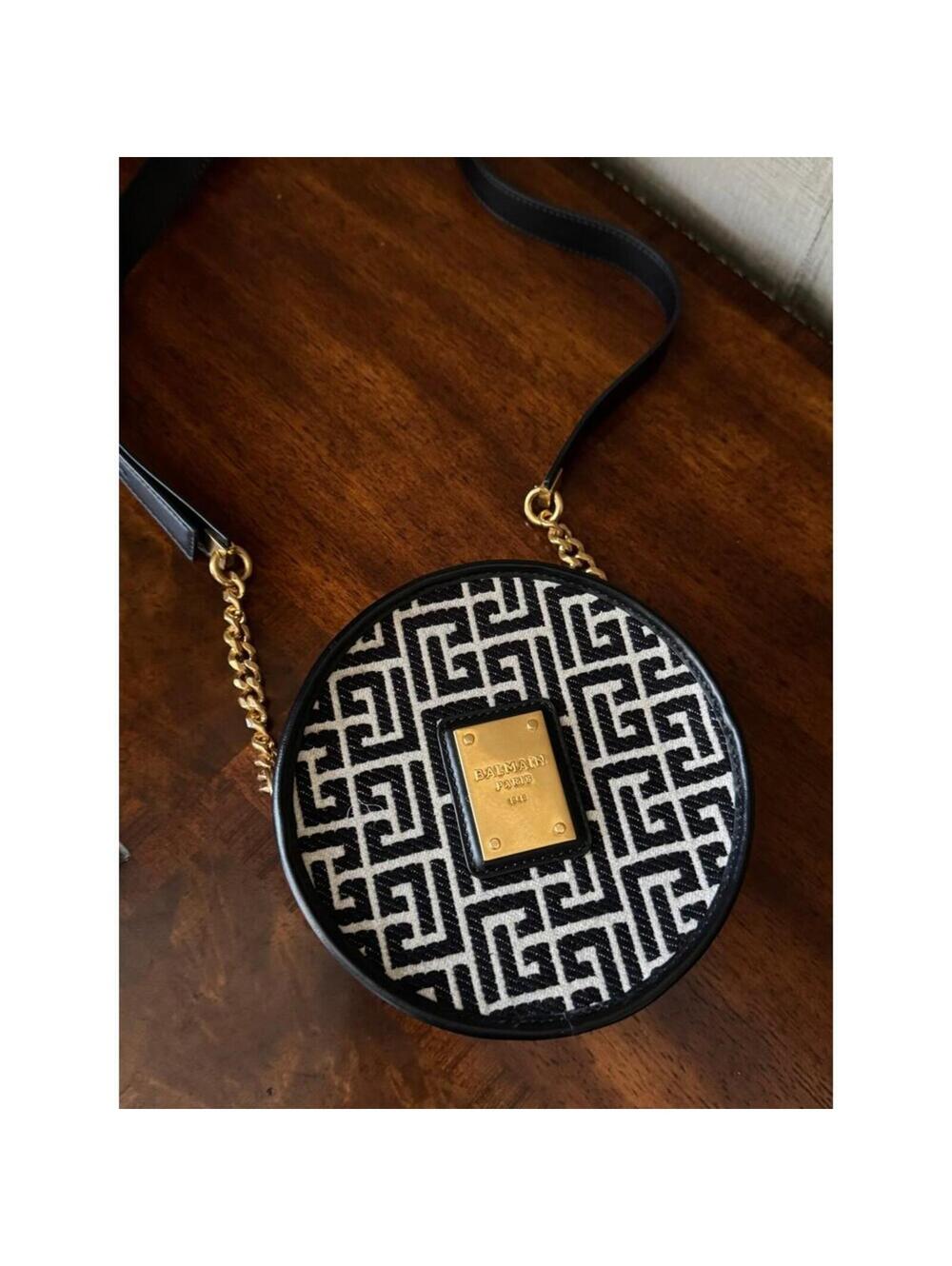 BALMAIN - Round Crossbody, Black/White